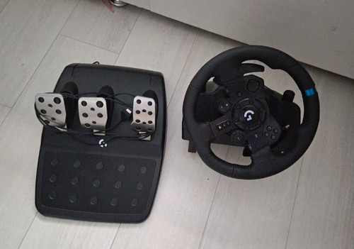 Logitech g923 trueforce racing - logitech,