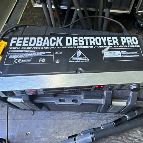 Behringer fbq2496 feedback - behringer,
